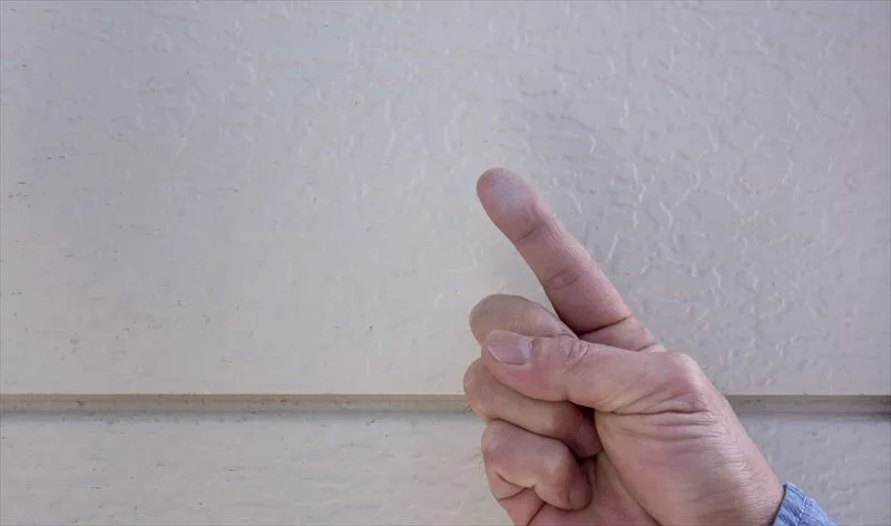 外壁劣化のサインとは